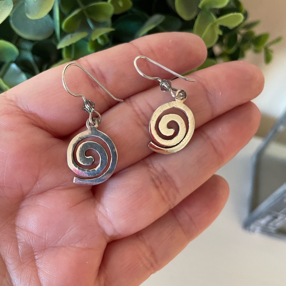 Vintage boho style sterling silver 925 hook earrings with swirly dangles